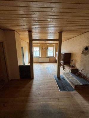 Handwerkertraum im Donnersbergkreis: Sandsteinhaus mit Potential in Münsterappel
