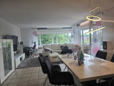 Großzügige 4-Zimmer-Wohnung mit Balkon in gepflegter Wohnanlage – Einziehen & Wohlfühlen
