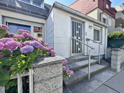 Sanierungsbefürftiges Haus in RUHELAGE am Laaerberg (SUPERÄDIFIKAT)