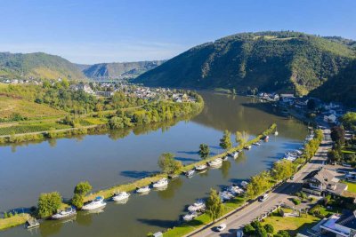 Stilvoll und exklusiv Wohnen an der Terrassenmosel- Doppelhaushälfte mit Panoramablick!
