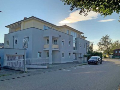 sehr ruhige 2 Zimmer Wohnung möbliert in Haar/München