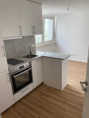 Charmante 2-Zimmer Dachgeschosswohnung in Koblenz Altstadt, frisch saniert