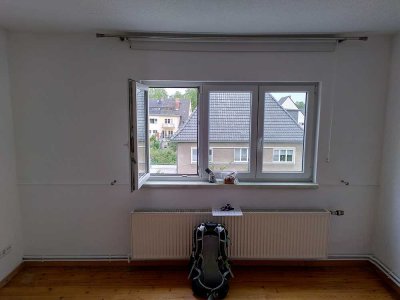 Helle, günstige 1-Zimmer Dachgeschosswohnung in Güstrow