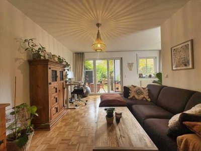 Wohnen mit Wohlfühlfaktor – charmante 2-Zimmer-Gartenwohnung mit Blick ins Grüne!!!