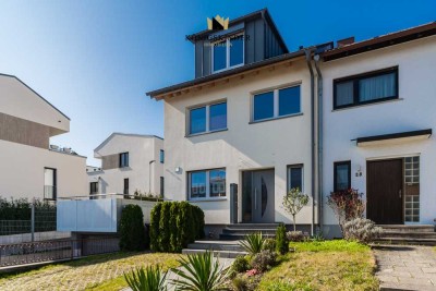 Familienglück mit Garten: modernisierte Doppelhaushälfte in Leinfelden-Echterdingen Stetten