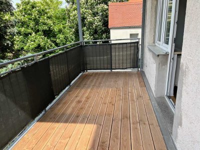Große 3 RWE, mit großem Balkon, in Schloßnähe