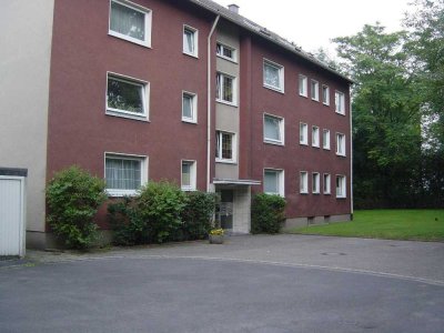 Erstbezug nach Sanierung! Helle und geräumige 1,5 Zimmerwohnung mit Parkett!