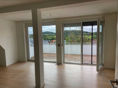 2-Zimmer Dachgeschoss-Wohnung mit Sonnenbalkon in ruhiger Lage