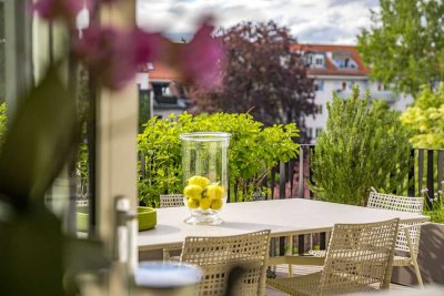 Hochkarätiges Penthouse über ca. 300 m²: Lichterfülltes Wohnen mit großen Dachterrassen