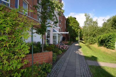 Bremen Findorff: Komfortable, helle, 3 Zi. Wohnung mit EBK, Balkon, Kellerraum und Fahrstuhl