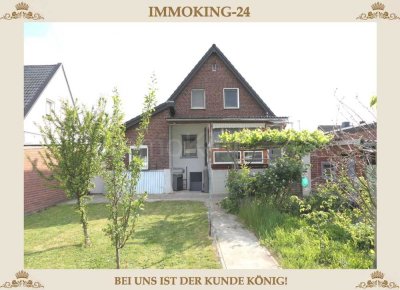++ FREISTEHENDES EINFAMILIENHAUS + DOPPELGARAGE + GARTEN IN RUHIGER LAGE!! ++