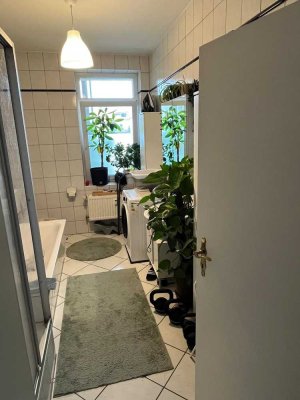 2-Raum Wohnung mit Balkon und Tageslichtbad sucht Nachmieter