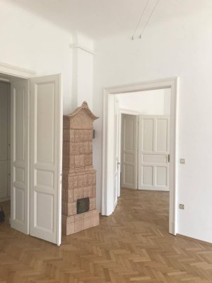 Großzügige 4-Zimmer Altbauwohnung mit Balkon in Leoben