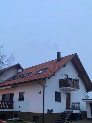 Exklusive 3,5-Raum-DG-Wohnung mit Balkon in Neuried