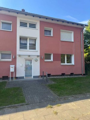 Wohnen mit Gartenidylle – Ihr neues Zuhause im Erdgeschoss wartet auf Sie!