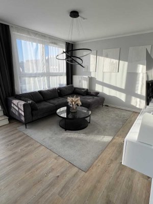 Exklusive 2-Zimmer-Dachgeschosswohnung mit großer Sonnenterrasse in Potsdam