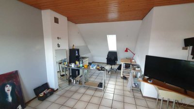 Dachgeschoss - Wohnung in Pfungstadt-Hahn