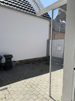 Ansprechendes 2-Zimmer-Haus in Bobenheimmit -Roxheim mit Innenho