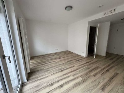 Moderne Singlewohnung, S-Bahnnähe, Aufzug und Balkon