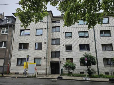 Bezugsfreie Erdgeschosswohnung mit 3 Zimmern, 2 Balkonen und 2 Bädern
