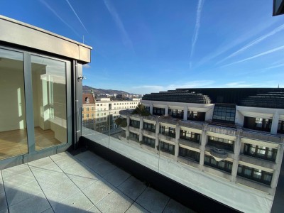Coole 2-Raum Dachgeschoßwohnung mit Terrasse und Klimaanlage!Nahe Kunstuni!