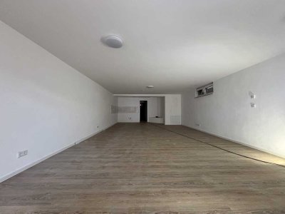 Erstbezug nach Sanierung: 74 m² Untergeschosswohnung mit modernem Bad