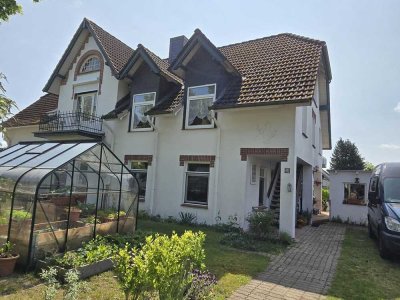 MFH 3-4 WE Top Darlehenskondition Gute Einnahmen Tolle Lage Modernisiert von privat