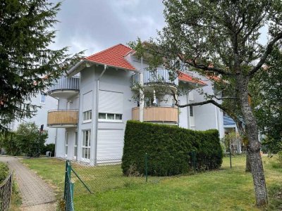 Zentral und ruhig: 3 Zimmer Wohnung mit TG-Stellplatz und 2 Balkonen