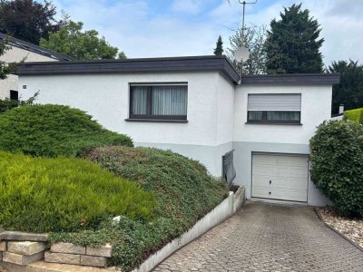 Exquisiter Bungalow mit charmanter Gartenfläche und Wintergarten - ideal für Familien