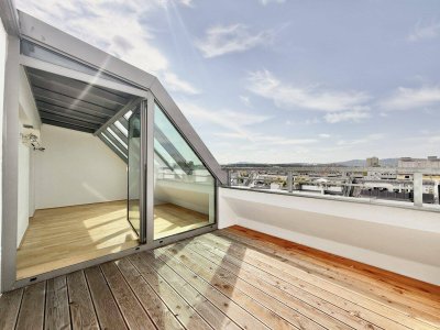 FERNBLICK - DG-Ausbau - BJ 2012 - ca. 107m² gew. NFL - 3 Zimmer + Wohngalerie - Terrasse - Mariahilfer Straße