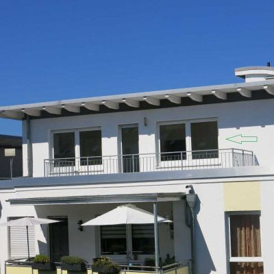 Altenbochum : schöne, helle 3,5 Raum Penthouse-Wohnung mit Dachterrasse und Tageslichtbad