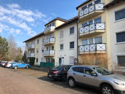 2-Zimmer-Wohnung mit Balkon sowie neuem Laminat