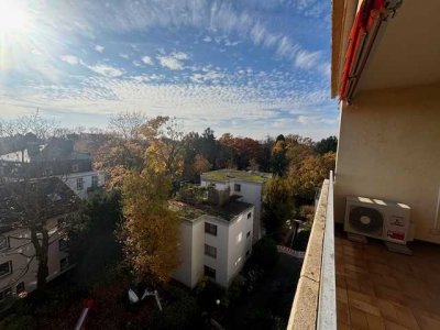 Stilvolle  2-Zimmer Wohnung im 5. OG mit Balkon am Übergang zum Offenbacher Westend