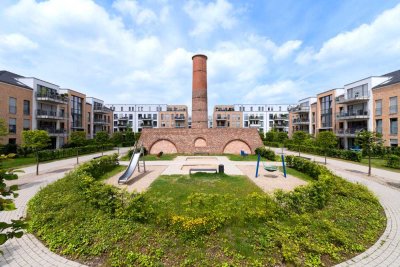 TOP 4-RAUM-WOHNUNG MIT PARKETT, FUSSBODENHEIZUNG, 2 BALKONEN UND WOHLFÜHLBÄDERN