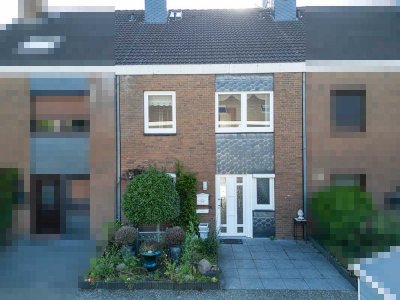 Solide Substanz & liebevoll gepflegt: Reihenmittelhaus für Familien in Achim