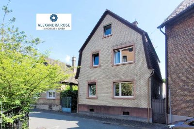 Charmantes Einfamilienhaus mit idyllischem Garten – viel Platz für Familien