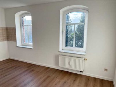 3-Zi-Wohnung mit Balkon im Dachgeschoss! Stellplatz im Innenhof!