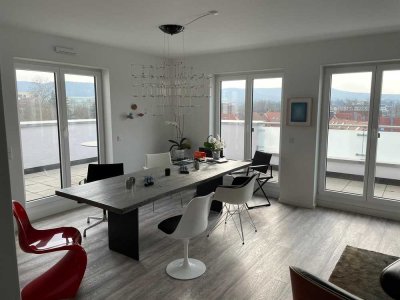 Helle Penthouse Wohnung ,mit Maisonette 4 Zimmern und Balkon in Gelnhausen (Mitte)