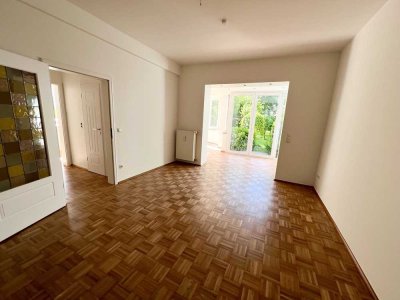 Tolle Maisonette-Wohnung mit großem Süd-Balkon , Terrasse, Garten und Klimaanlage