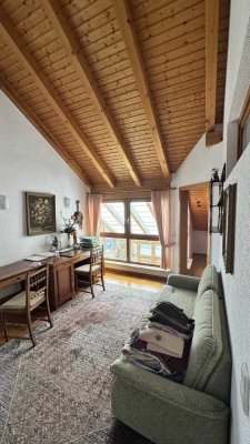 Ansprechendes Haus mit fünf Zimmern und Einbauküche in Dettingen