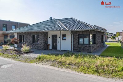 Neubau Bungalow aus 2023 in Ortsrandlage von Westerstede