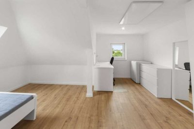 Vollmöbliertes & renoviertes WG Zimmer