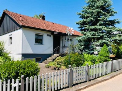EFH mit Einliegerwohnung und sehr großem Grundstück