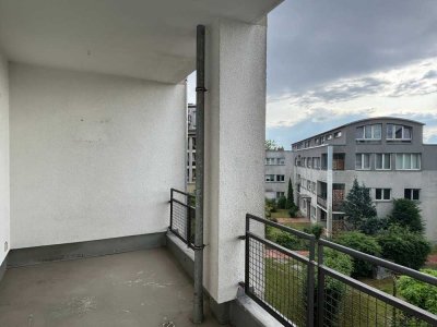 In Sanierung für Sie! 1,5 Zimmer-Wohnung mit Balkon!