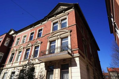 Mehrfamilienhaus mit 4 Wohnungen in bester Lage mit bezugsfreier Erdgeschosswohnung und Garten