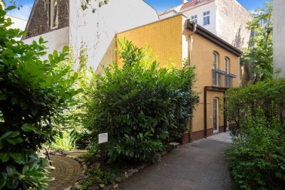 Urbaner Rückzugsort mit Geschichte – Kernsanierte Remise im Herzen von Pankow