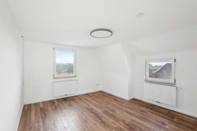 Bezugsfreie schöne 3 Zimmerwohnung - attraktiv modernisiert