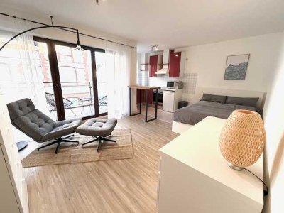Stilvoll möblierte 1-Zimmer-Wohnung mit moderner Ausstattung, Balkon & Einbauküche