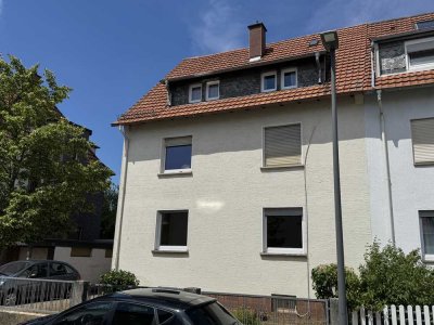 Schöne helle, neu renovierte 3 Zimmerwohnung, in Bestlage zu vermieten