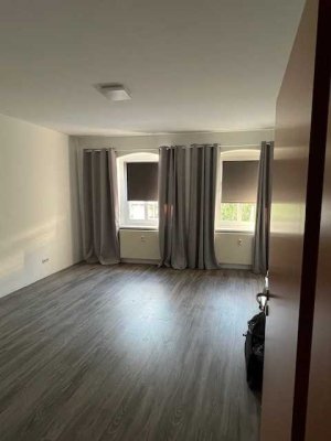 Schöne, freundliche  2-Zimmer-Wohnung mit Einbauküche in Cottbus